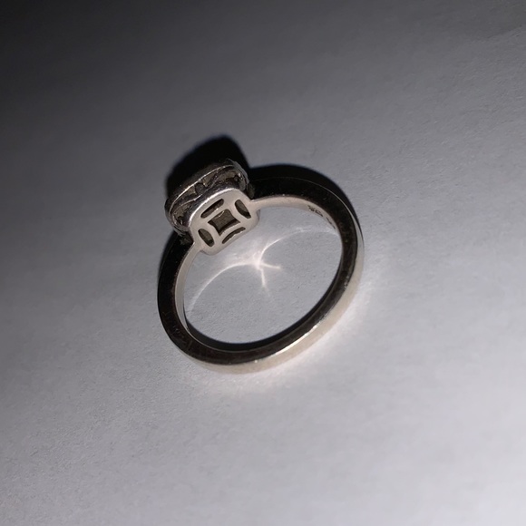 Kay Jewlers Promise Ring - Picture 6 of 6